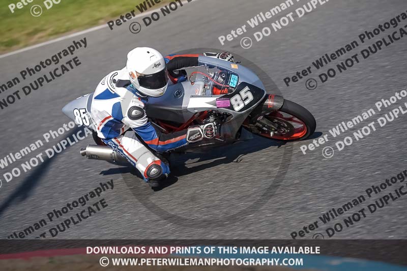 enduro digital images;event digital images;eventdigitalimages;mallory park;mallory park photographs;mallory park trackday;mallory park trackday photographs;no limits trackdays;peter wileman photography;racing digital images;trackday digital images;trackday photos